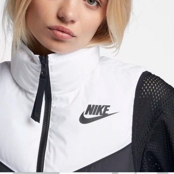 NWT Nike reversible down vest - Picture 5 of 7